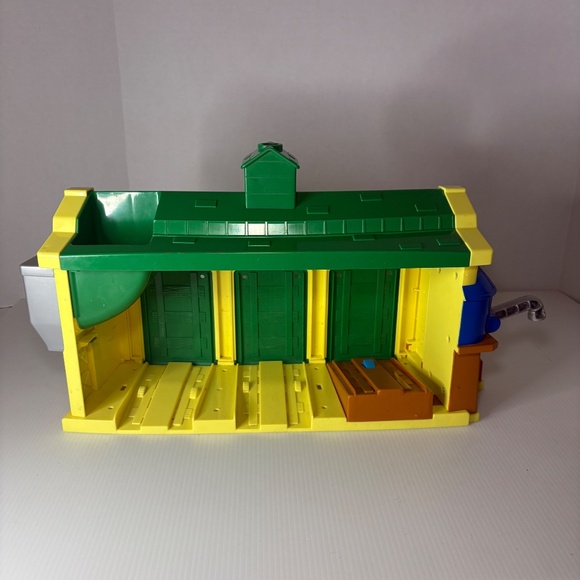 Thomas The Train Tidmouth Sheds From Discover Junction Playset Shed Only WORKS - Picture 5 of 14